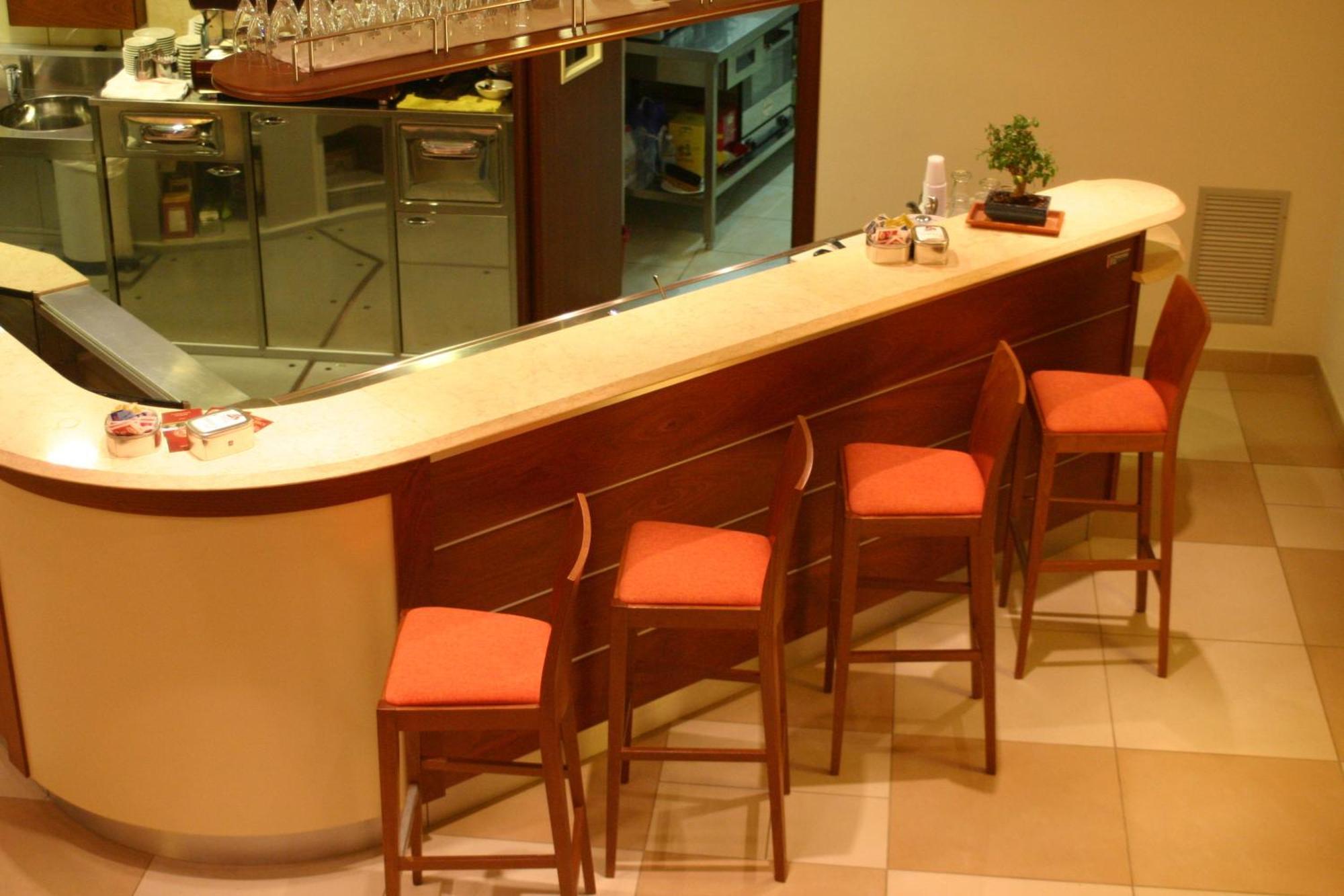 Hermes Hotel Поликоро Экстерьер фото