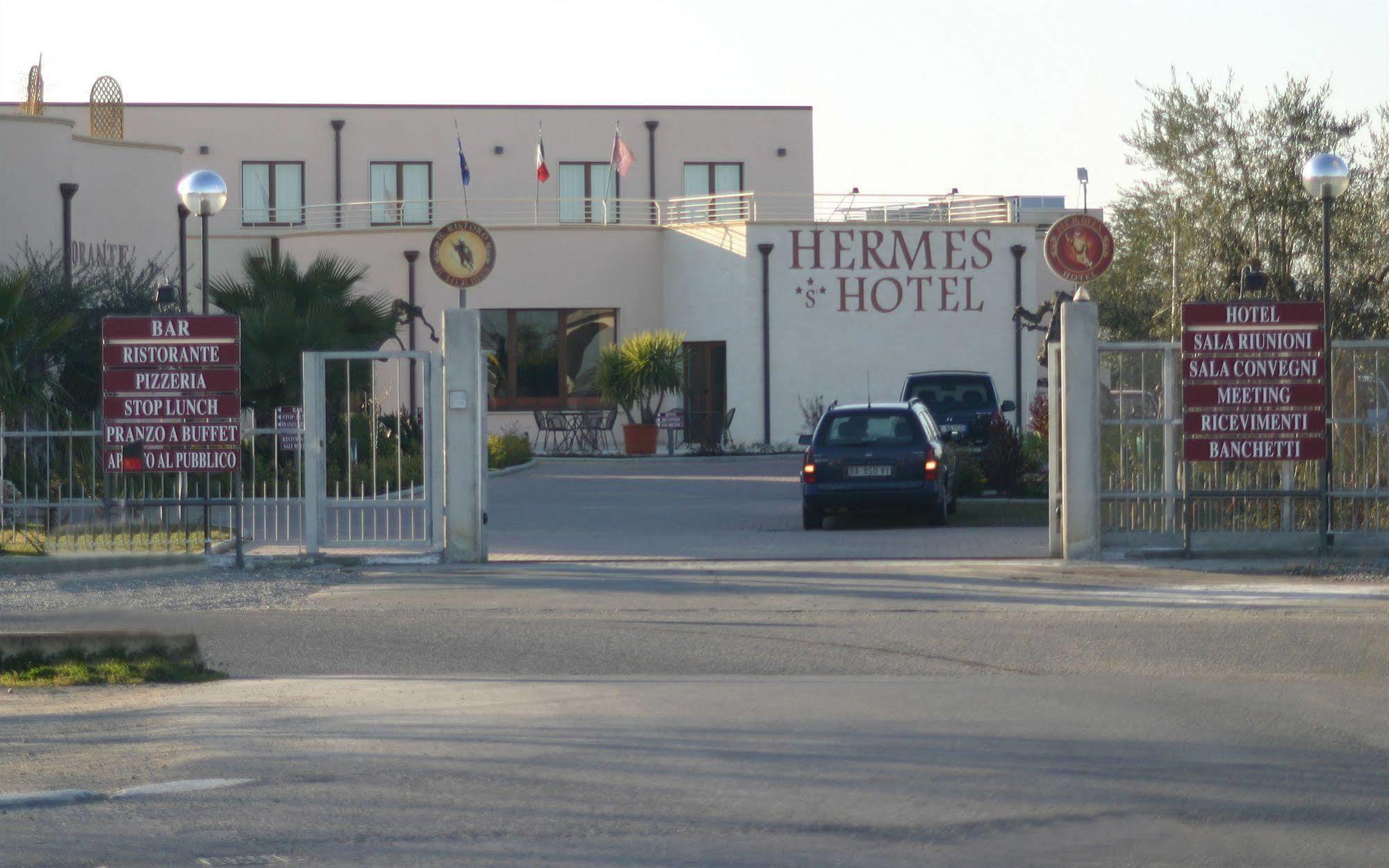 Hermes Hotel Поликоро Экстерьер фото